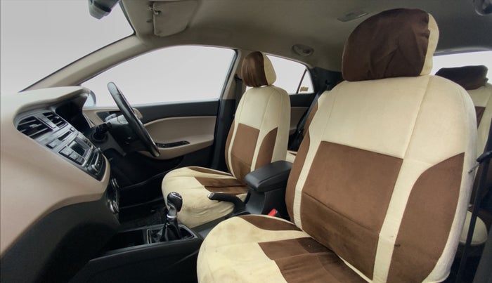 2015 Hyundai Elite i20 ASTA 1.4 CRDI, Diesel, Manual, 76,375 km, Right Side Front Door Cabin View