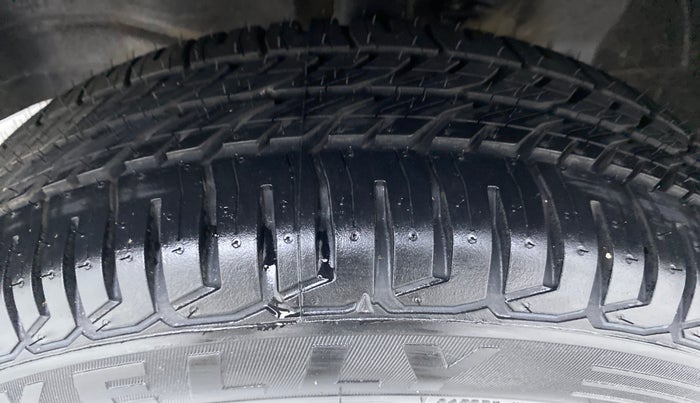 2018 Maruti Wagon R 1.0 VXI, Petrol, Manual, 31,799 km, Left Front Tyre Tread