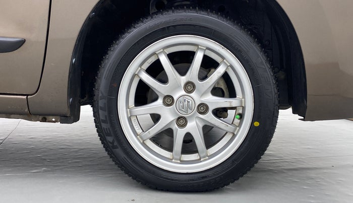 2018 Maruti Wagon R 1.0 VXI, Petrol, Manual, 31,799 km, Right Front Wheel