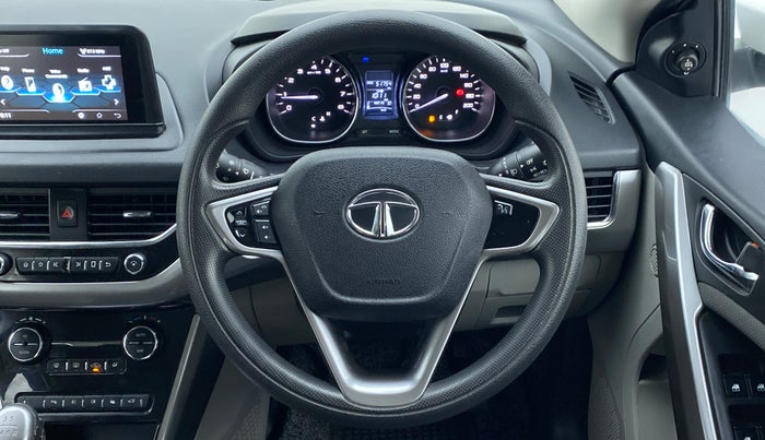 2018 Tata NEXON XZ+ 1.2 DUAL TONE, Petrol, Manual, 51,902 km, Steering Wheel Close Up