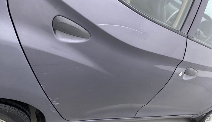 2015 Hyundai Eon ERA +, Petrol, Manual, 48,485 km, Right rear door - Minor scratches