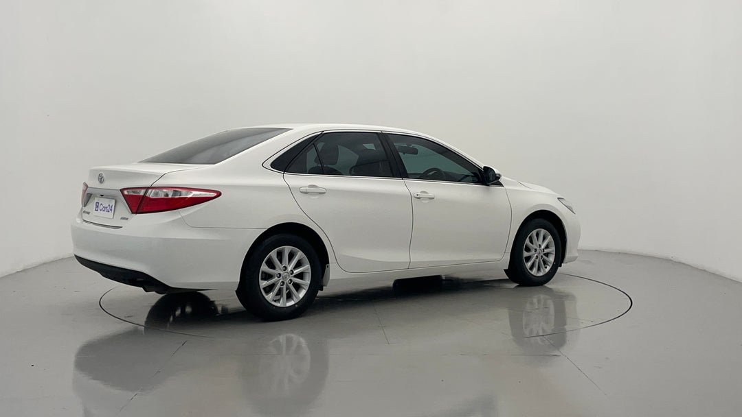 Right Back Diagonal (45- Degree) View