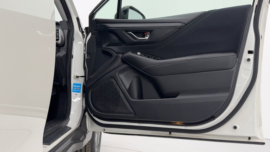 2021 Subaru Outback Awd, Automatic, 53689 km, Speaker View