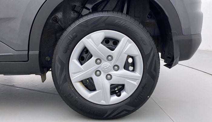 2021 Hyundai VENUE S Plus MT 1.2 Kappa, Petrol, Manual, 10,004 km, Left Rear Wheel