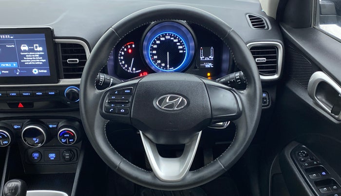 2021 Hyundai VENUE S Plus MT 1.2 Kappa, Petrol, Manual, 10,004 km, Steering Wheel Close Up