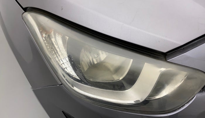 2013 Hyundai i20 MAGNA 1.4 CRDI, Diesel, Manual, 1,05,286 km, Right headlight - Faded