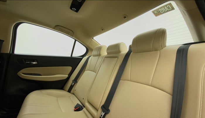 2022 Honda City 1.5L I-VTEC ZX CVT, Petrol, Automatic, 17,754 km, Right Side Rear Door Cabin