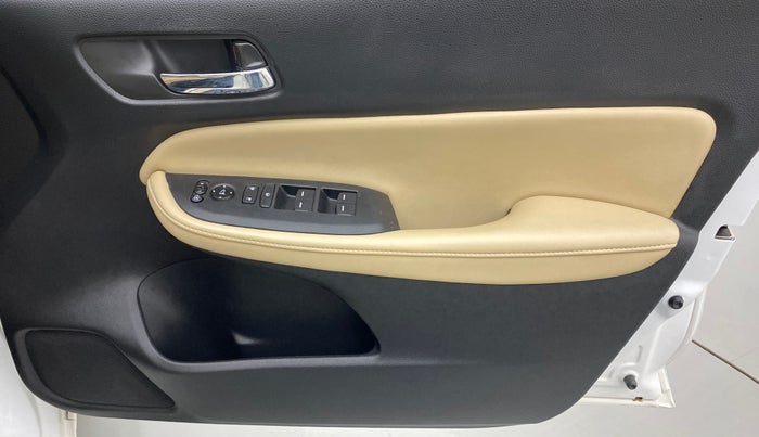 2022 Honda City 1.5L I-VTEC ZX CVT, Petrol, Automatic, 17,754 km, Driver Side Door Panels Control