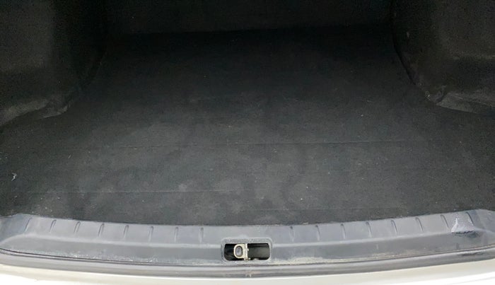 2011 Toyota Etios V, Petrol, Manual, 41,422 km, Boot Inside