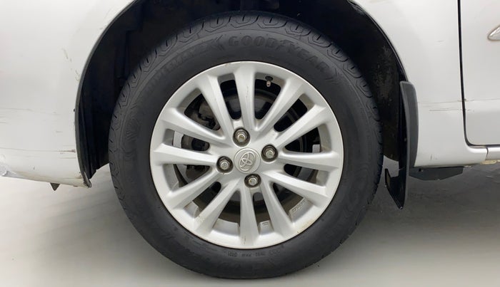 2011 Toyota Etios V, Petrol, Manual, 41,422 km, Left Front Wheel