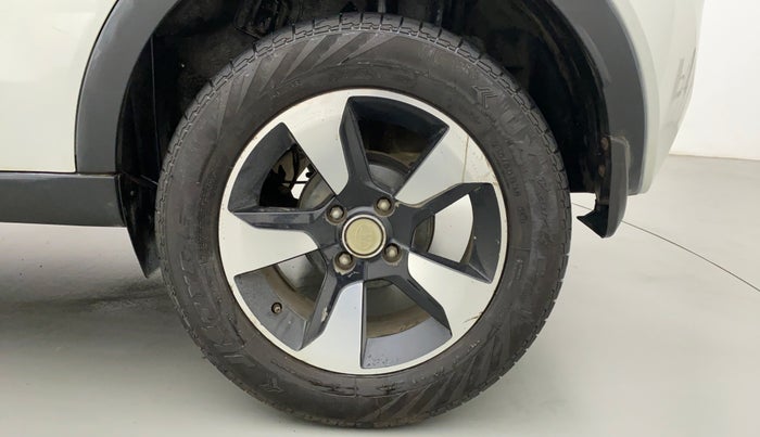 2017 Tata NEXON XZ+ 1.2, Petrol, Manual, 78,841 km, Left Rear Wheel