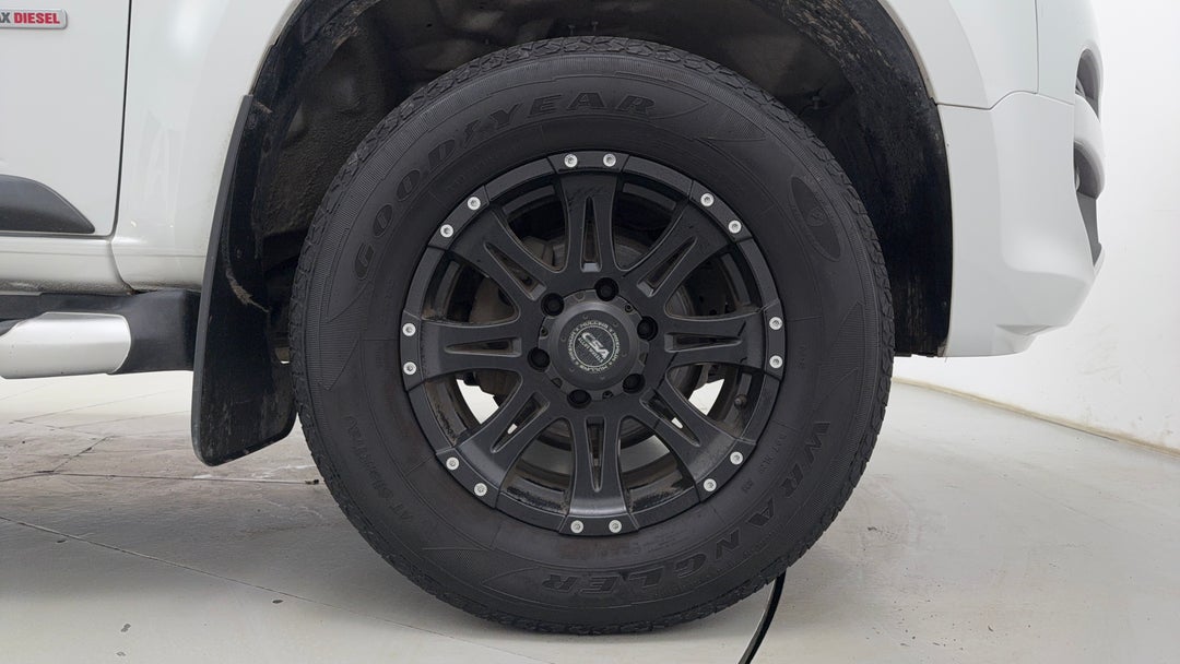 2017 Holden Colorado Ls (4x2), Automatic, 108847 km, Right Front Wheel