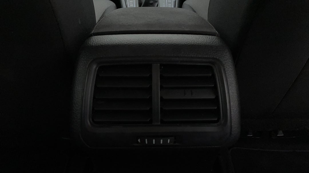 Rear A/C Vent