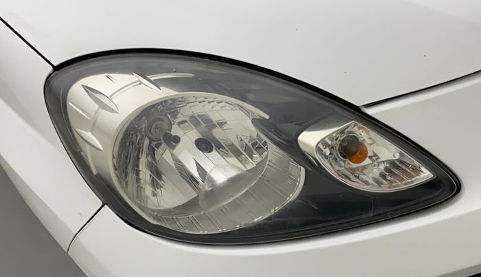 2012 Honda Brio V MT, Petrol, Manual, 91,495 km, Right headlight - Faded