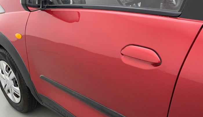 2017 Datsun Redi Go T (O), Petrol, Manual, 40,553 km, Front passenger door - Slightly dented