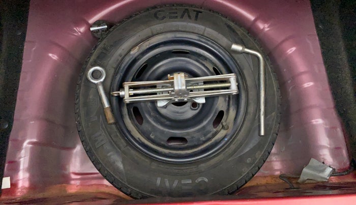 2017 Datsun Redi Go T (O), Petrol, Manual, 40,553 km, Spare Tyre