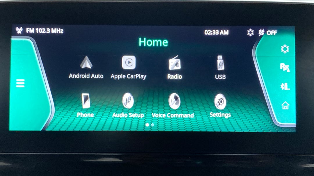 Apple CarPlay and Android Auto