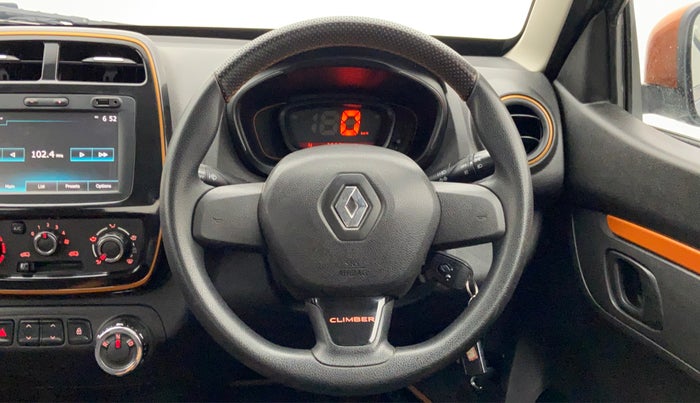 2017 Renault Kwid CLIMBER 1.0 AT, Petrol, Automatic, 26,800 km, Steering Wheel Close Up