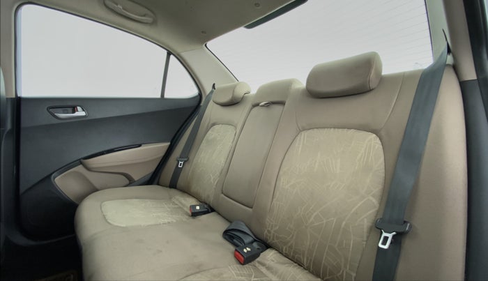 2014 Hyundai Xcent SX 1.2 OPT, Petrol, Manual, 77,647 km, Right Side Rear Door Cabin