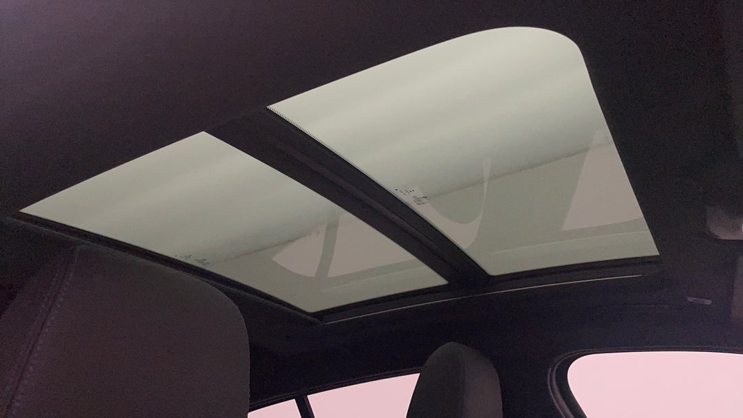 Interior Sunroof/Moonroof