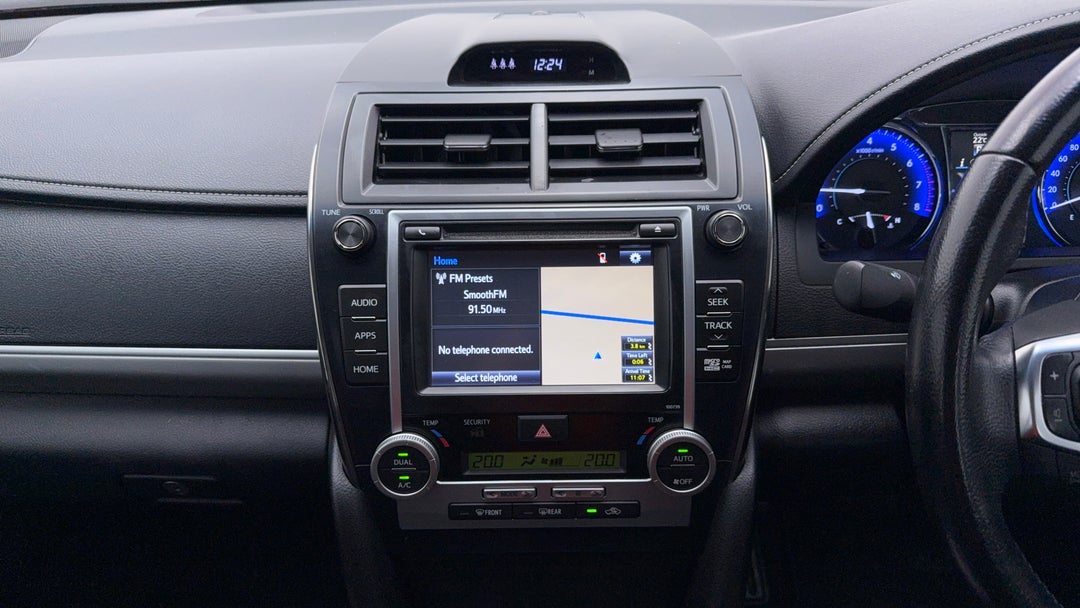 2017 Toyota Camry Rz S.e., Automatic, 90742 km, Center Console