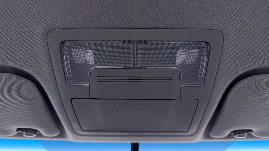 2017 Toyota Camry Rz S.e., Automatic, 90742 km, On-Roof Controls/Sunglass holder