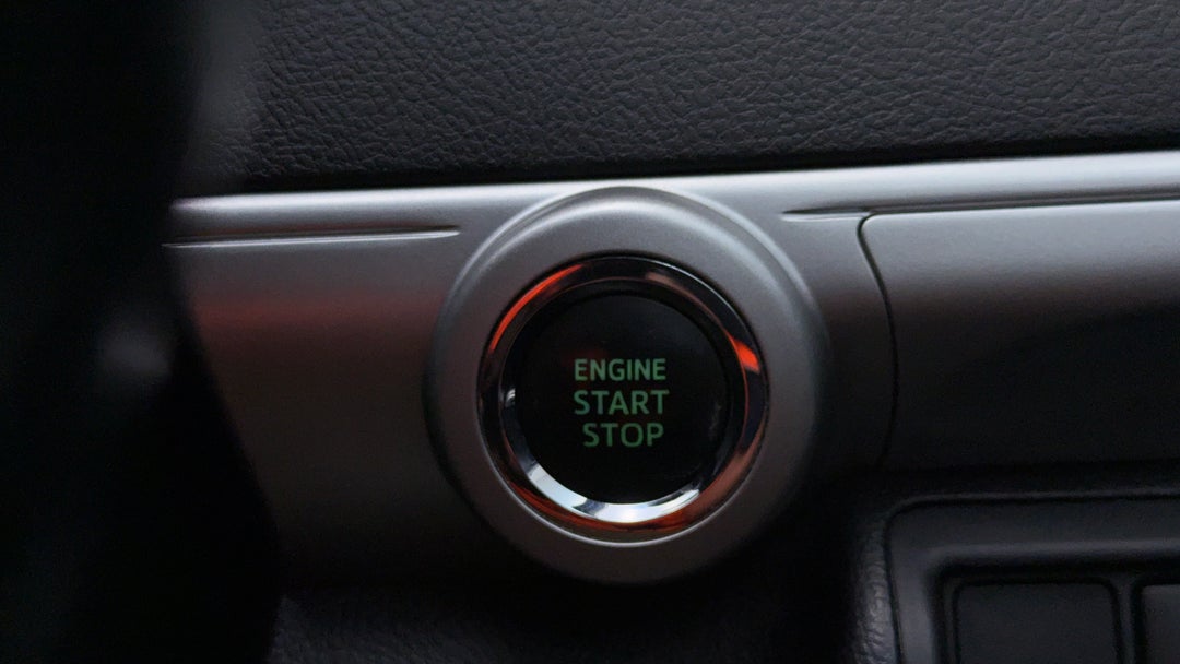 2017 Toyota Camry Rz S.e., Automatic, 90742 km, Keyless / Button Start