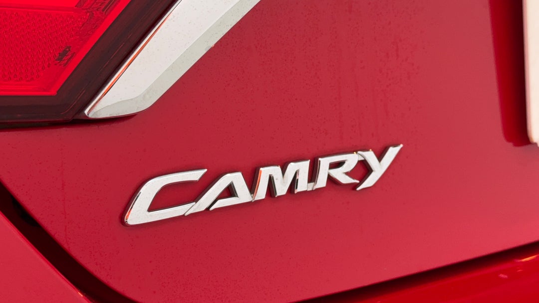 2017 Toyota Camry Rz S.e., Automatic, 90742 km, Badge (Boot Left Side)