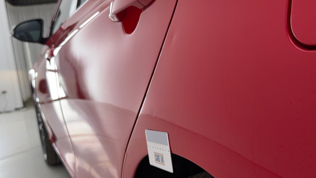 2017 Toyota Camry Rz S.e., Automatic, 90742 km, Quarter Panel Rear LHS Dent