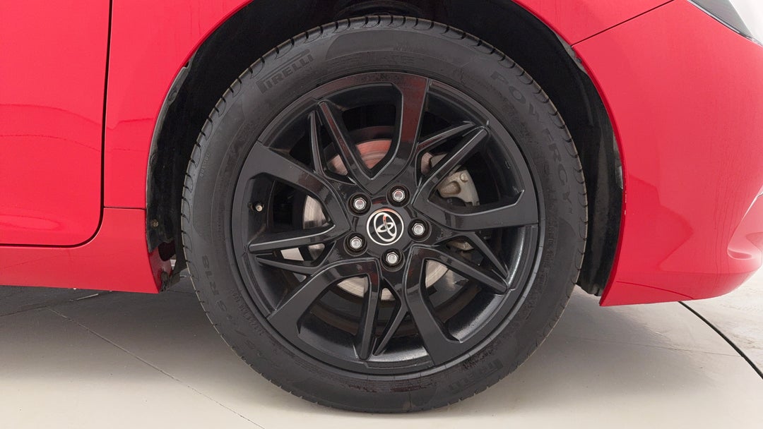 2017 Toyota Camry Rz S.e., Automatic, 90742 km, Right Front Wheel