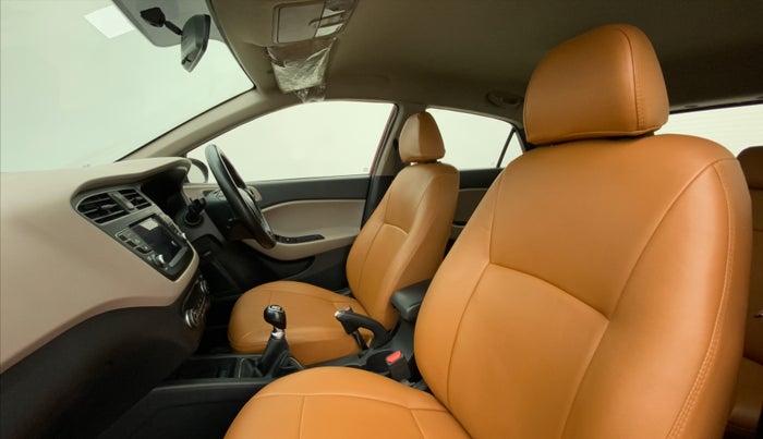 2019 Hyundai Elite i20 ASTA 1.2 (O), Petrol, Manual, 38,450 km, Right Side Front Door Cabin
