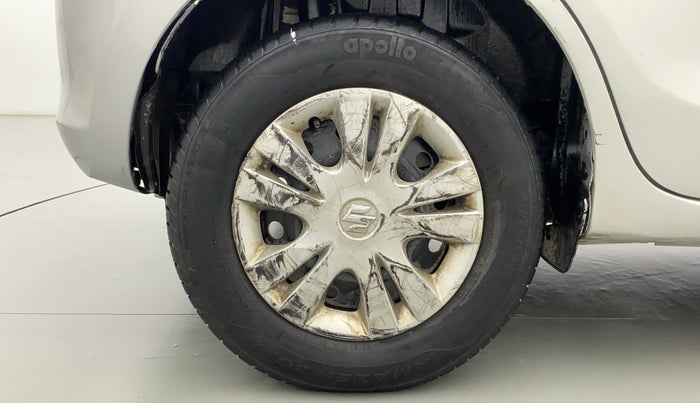 2018 Maruti Swift VXI AMT D, Petrol, Automatic, 70,210 km, Right Rear Wheel