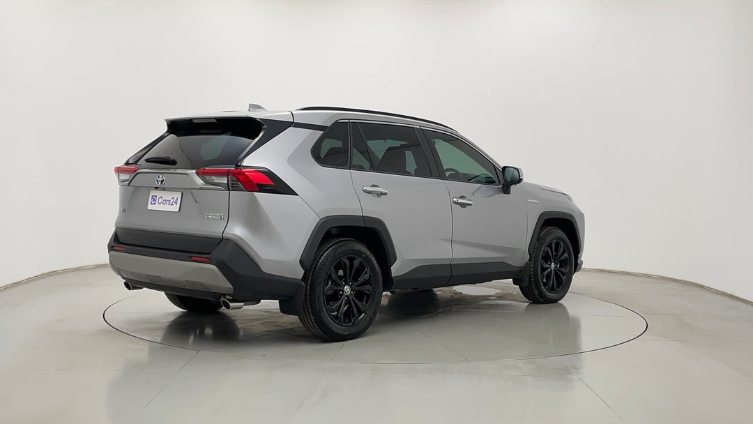 Right Back Diagonal (45- Degree) View