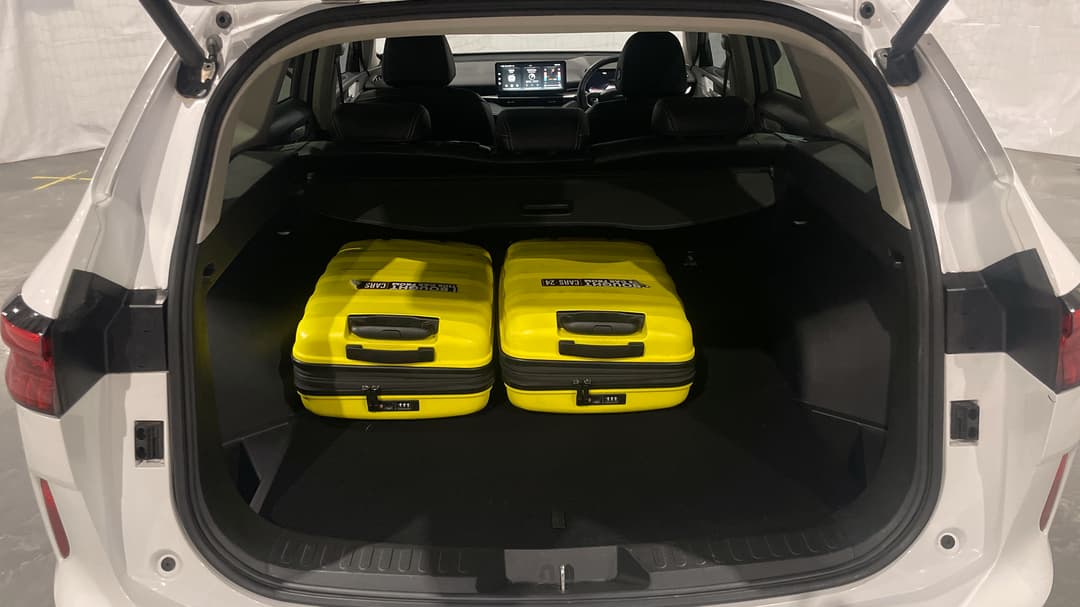 2022 GWM Haval H6 Ultra AWD, Automatic, 41147 km, Boot Inside View with Luggage