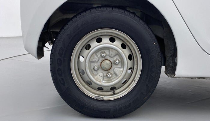 2016 Hyundai Eon ERA PLUS, Petrol, Manual, 37,164 km, Right Rear Wheel