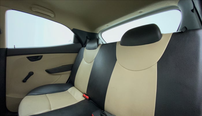 2016 Hyundai Eon ERA PLUS, Petrol, Manual, 37,164 km, Right Side Rear Door Cabin