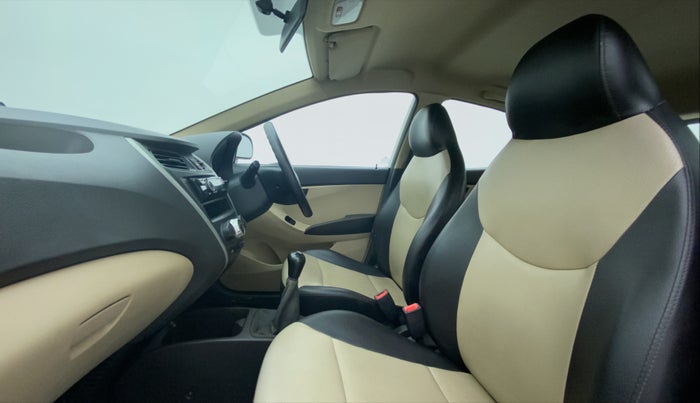 2016 Hyundai Eon ERA PLUS, Petrol, Manual, 37,164 km, Right Side Front Door Cabin