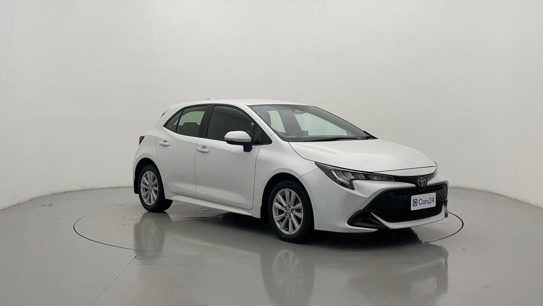 Right Front Diagonal (45- Degree) View