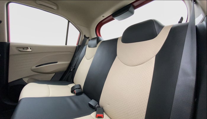 2019 Hyundai NEW SANTRO 1.1 MAGNA MT, Petrol, Manual, 11,103 km, Right Side Rear Door Cabin