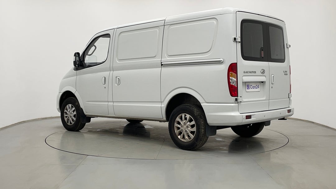 Left Back Diagonal (45- Degree) View