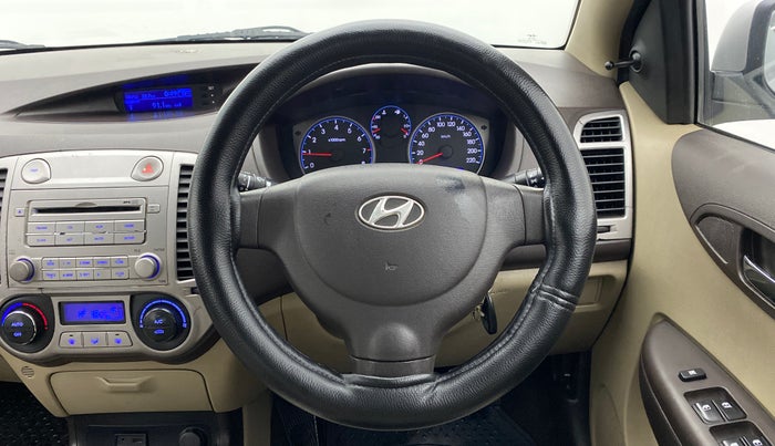 2010 Hyundai i20 MAGNA 1.2 VTVT, Petrol, Manual, 83,505 km, Steering Wheel Close Up