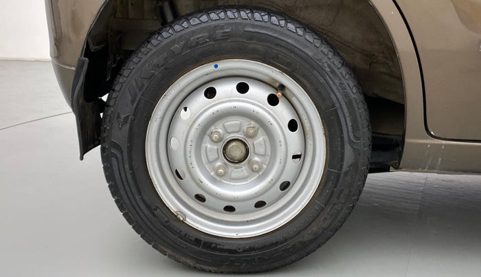 2010 Maruti Wagon R 1.0 LXI, Petrol, Manual, 27,970 km, Right Rear Wheel
