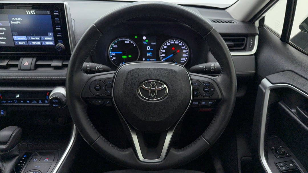 2022 Toyota RAV4 Gx (awd) Hybrid, Automatic, 16139 km, Steering Wheel Close-up