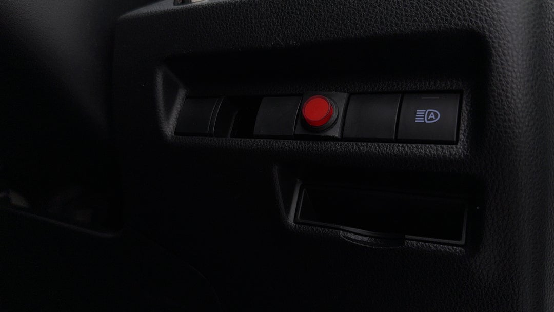 2022 Toyota RAV4 Gx (awd) Hybrid, Automatic, 16139 km, Utility Switches/Buttons