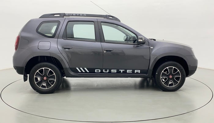 2017 Renault Duster RXS CVT 106 PS, Petrol, Automatic, 52,445 km, Right Side View