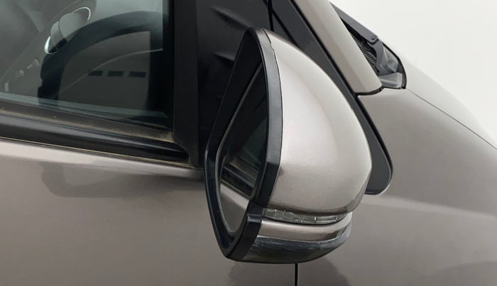 2014 Honda Brio VX MT, Petrol, Manual, 20,514 km, Right rear-view mirror - Folding motor not working
