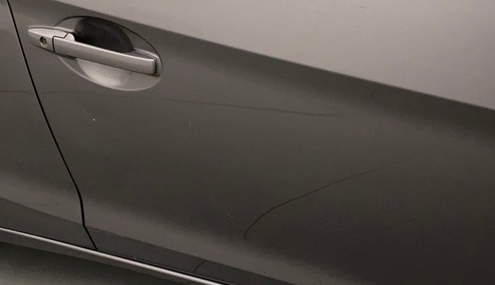 2014 Honda Brio VX MT, Petrol, Manual, 20,514 km, Driver-side door - Minor scratches