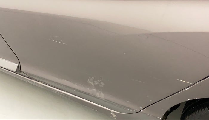 2015 Honda City 1.5L I-VTEC V MT, Petrol, Manual, 57,463 km, Rear left door - Minor scratches
