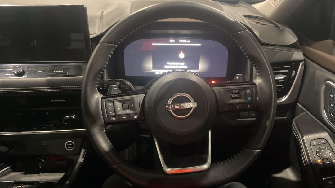 2023 Nissan X-trail Ti-l (4WD), Automatic, 36318 km, Steering Wheel Close-up
