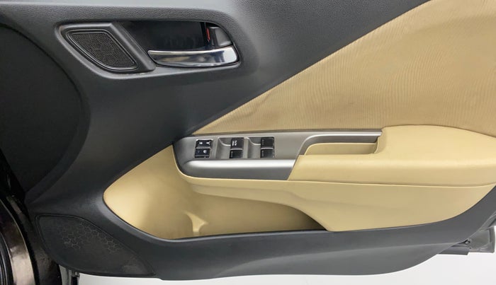 2015 Honda City 1.5L I-VTEC V MT, Petrol, Manual, 1,02,048 km, Driver Side Door Panels Control
